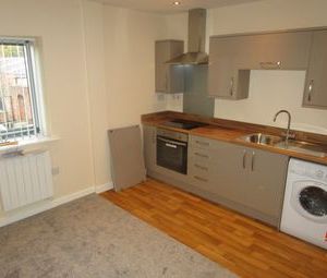 1 Bedrooms Flat to rent in Oulton Range Apartments, Leeds LS26 | £ 135 - Photo 1
