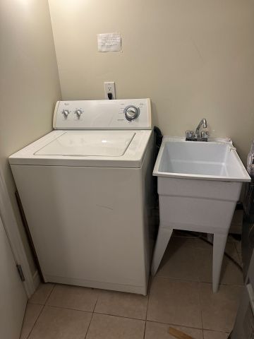 For Lease - 50 Guild Hall Drive Unit# Basement, Toronto, Ontario - Photo 2