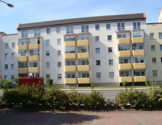 4-Raum-Wohnung mit Balkon - Photo 1