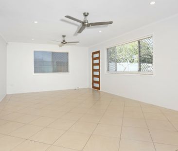 SPACIOUS 3-BEDROOM HOME + SELF-CONTAINED STUDIO IN THE HEART OF SOU... - Photo 6