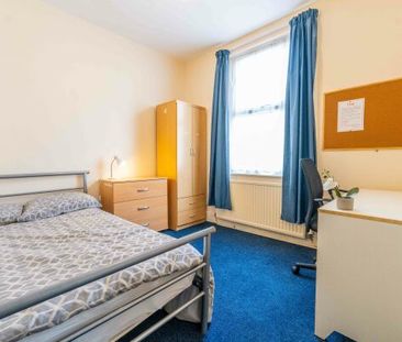 61 Frances Street - Photo 3