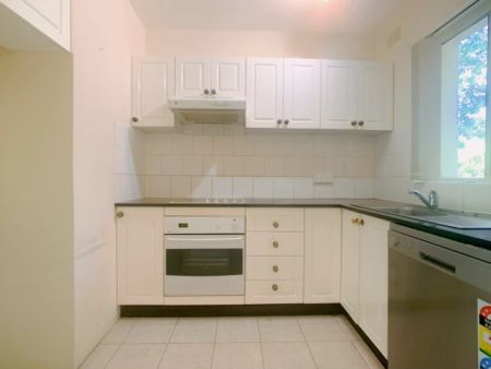 2/5 Tiptrees Avenue,Carlingford,New South Wales 2118, Sydney - Photo 4