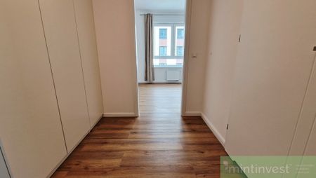 Dwa pokoje z 2 miejscami postojowymi i balkonem - Photo 3
