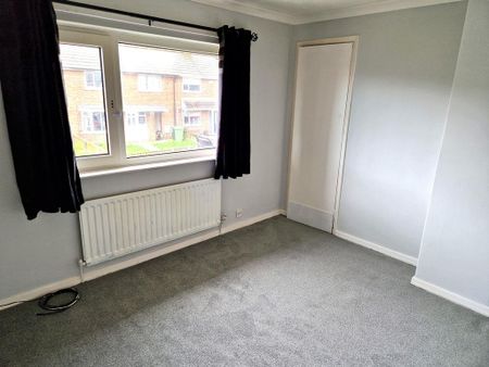 3 bedroom terraced house to rent - Photo 4