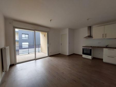 Location Appartement 2 pièces 39m² BIHOREL 76420 - Photo 2
