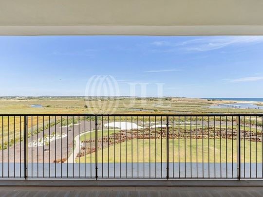 3 room luxury Apartment for rent in Armacao de Pera, Silves, Distrito de Faro - Photo 1