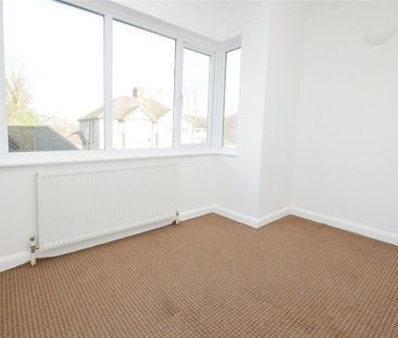 4 bedroom semi-detached house to rent - Photo 5