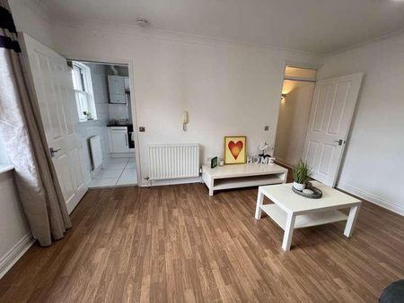 Blenheim Court, Reading, RG1 - Photo 3