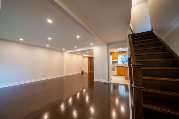 For Lease - 22 Silver Aspen Drive, Markham, Ontario - Photo 1