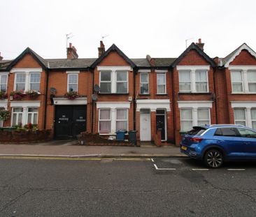 2 bedroom maisonette to rent - Photo 5