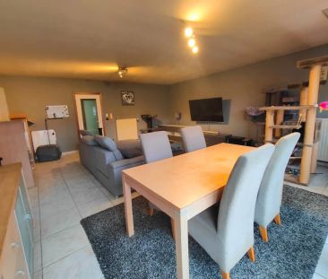 Verzorgd tweeslaapkamer appartement met garage in centrum Hooglede - Foto 3