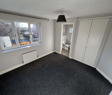 3 bedroom terraced house to rent - Photo 3