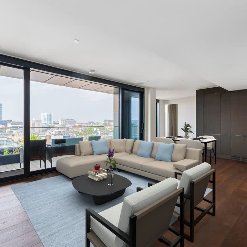 Rathbone Square, London, W1 - Photo 1