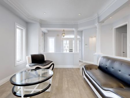 For Lease - 2 Gleave Court, Aurora, Ontario - Photo 4