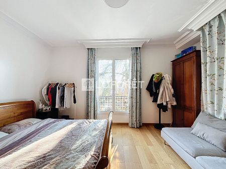 House - Photo 4