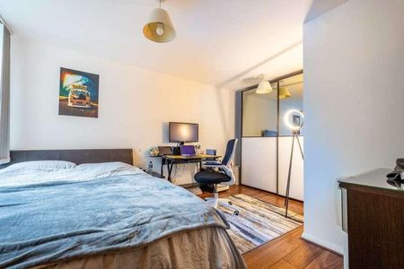 St George Wharf, Vauxhall, SW8 - Photo 4