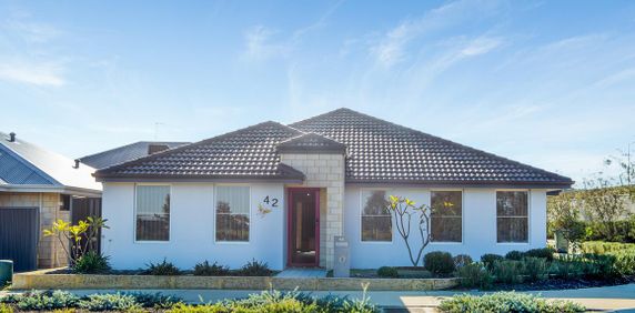 28 Breccia Parade, Wellard, WA 6170 - Photo 2