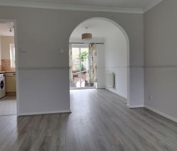 3 bedroom semi-detached house to rent - Photo 4