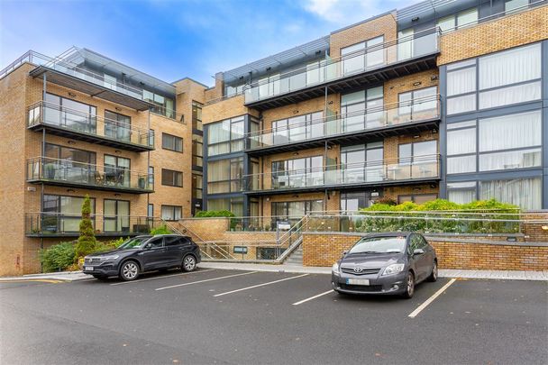 Hazelbrook, Kilmacud Road Upper, Kilmacud, Dublin 14 - Photo 1