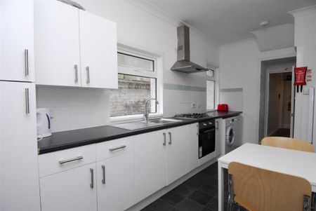 5 bedroom house to rent - Photo 4