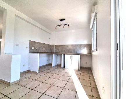 Location : appartement F3 (60 m²) à BORGO - Photo 3