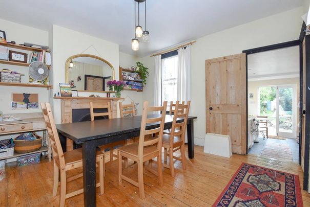2 bedroom terraced house to rent - Photo 1