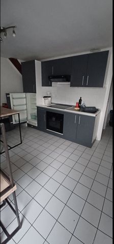 Location Appartement 2 pièces 26m² FAMARS 59300 - Photo 3