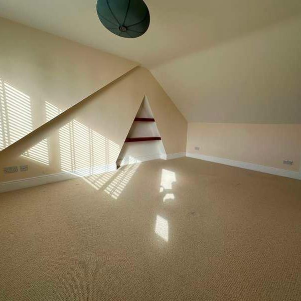Withycombe Road, Exmouth, EX8 - Photo 1
