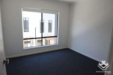 3 Bedroom Townhouse $500/week - Photo 5