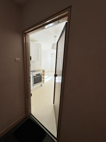 Location Appartement 1 pièce 28m² DEUIL LA BARRE 95170 - Photo 3