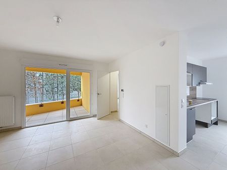 Location Appartement 2 pièces 46m² AVIGNON 84000 - Photo 2