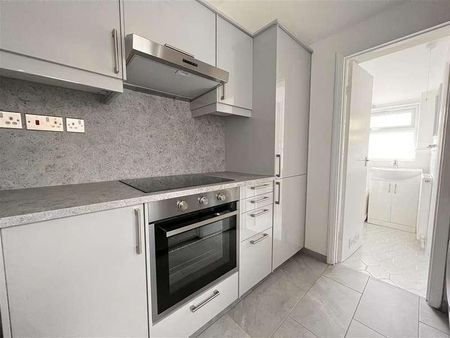 Dryden Street, Swindon, SN1 - Photo 5