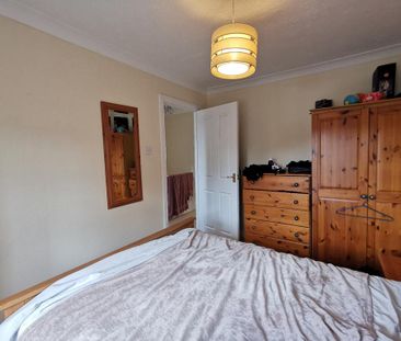 3 bedroom end of terrace house to rent - Photo 5