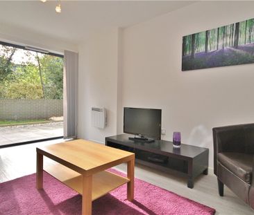 Guildford Road, Woking, Surrey, GU22 7LR - Photo 3