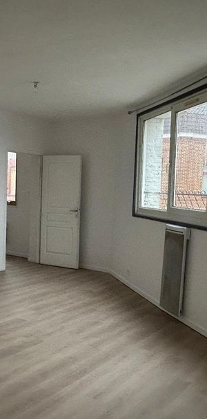 Location Appartement 2 pièces 44m² ARMENTIERES 59280 - Photo 1