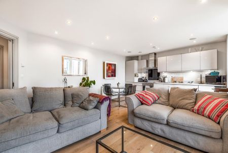 2 bedroom flat to rent - Photo 5