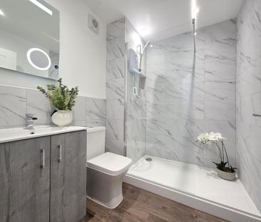 2 bedroom terraced house to rent - Photo 6