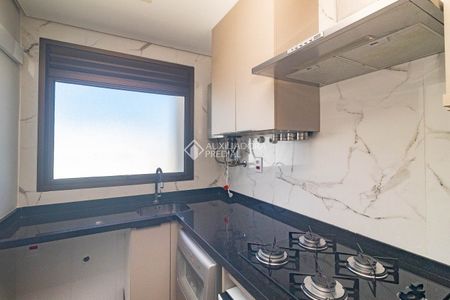 Apartamento com 3 quartos e 72m² para alugar em São João, Porto Alegre. - Foto 4