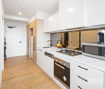 TWO BEDROOM AT M-CITY - UNFURNISHED - Photo 2