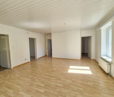 Charmante Garten-Wohnung mit grosszügiger Terrasse! - Foto 2