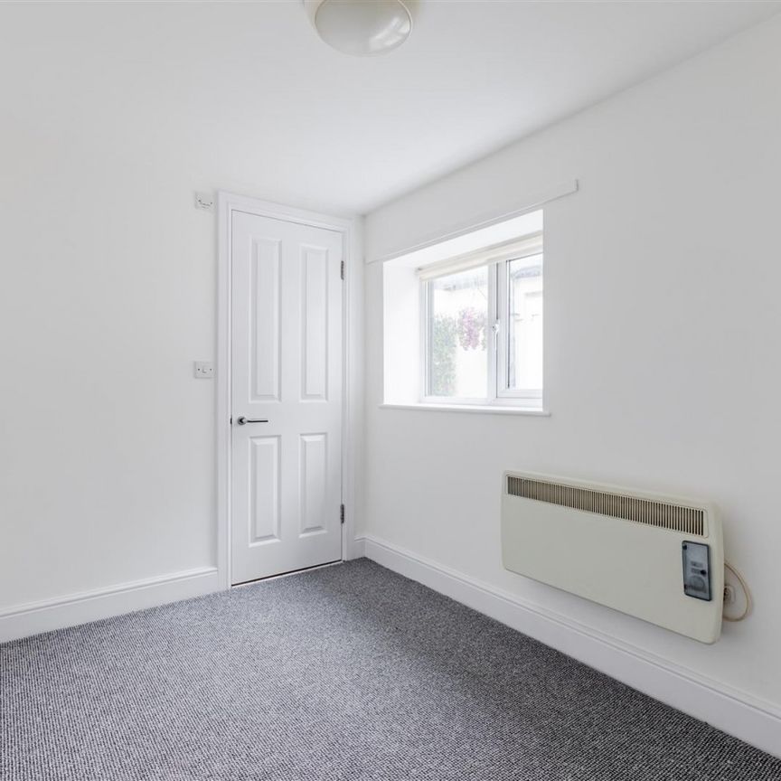 Leslie Street, Eastbourne - Photo 1