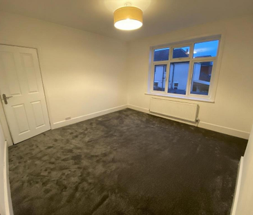 3 bedroom detached house to rent - Photo 4