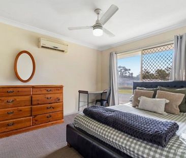 Renovated Spacious Family Home in Quiet Cul-de-Sac - Photo 6