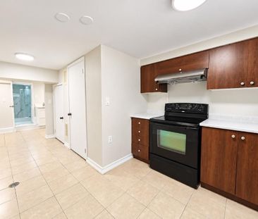 For Lease - 28 Eringate Drive Unit# Lower Level, Toronto, Ontario - Photo 6