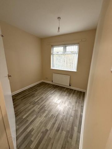 4 Church Green, Dundonald, BT16 2LP - Photo 3