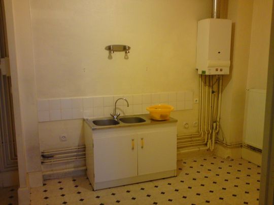 Location Appartement 3 pièces 81m² NANCY 54000 - Photo 1