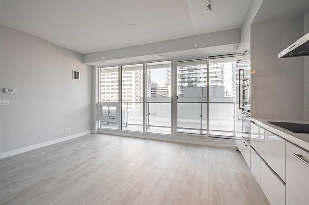 For Lease - 2221 Yonge Street Unit# 1401, Toronto, Ontario - Photo 1