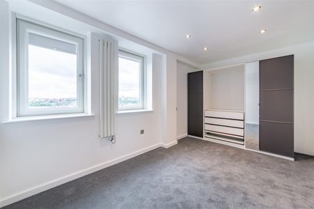 2 bed penthouse to rent in Waterloo Square, City Centre, NE1 - Photo 5