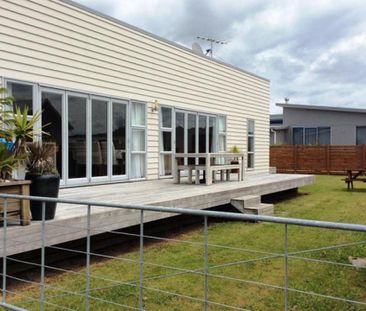 Kelly Jade - Bring your furry friends! - Photo 6