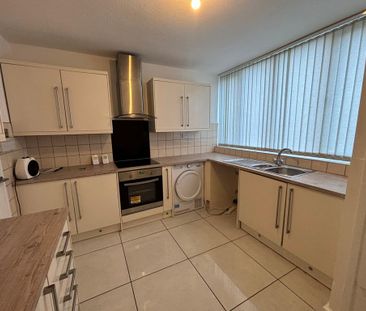 3 bedroom maisonette to rent - Photo 6